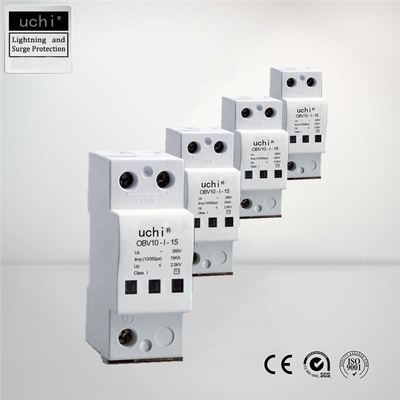 Tensão IEC61643-1 de dispositivo de proteção do impulso de poder da C.A. 100KA baixa