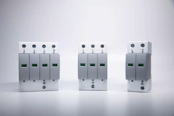 Cor do dispositivo de proteção do impulso da mais baixa tensão 275-420V 20KA-60KA vária