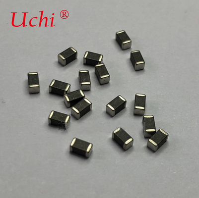 Camada Multilayer de Chip Varistor Coated With Glass do impulso dos MOVIMENTOS do CMS 1206 SMD