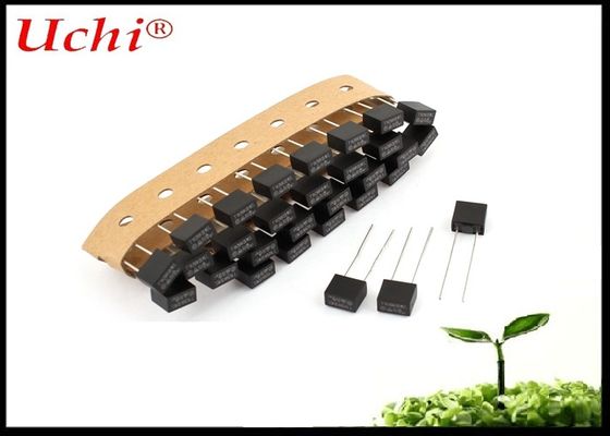 8x4x8mm que o MERGULHO montou a ligação radial quadrada diminuta micro retardam o fusível Subminiature T8A 250V do sopro