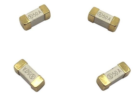 As ferramentas elétricas esquadram o fusível de superfície da montagem de 80A 250VAC